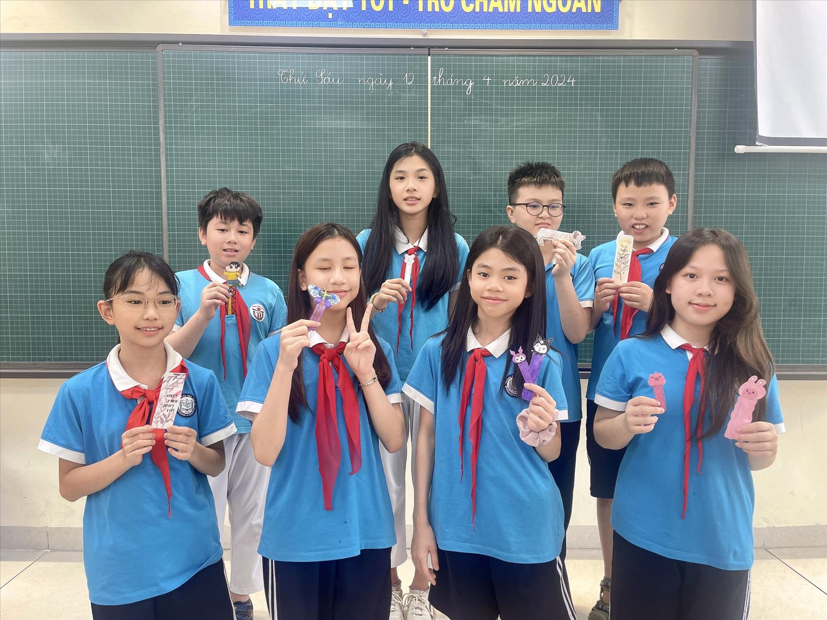 Học sinh lớp 5A tích cực tham gia chuỗi hoạt động hưởng ứng Ngày sách và văn hóa đọc Việt Nam