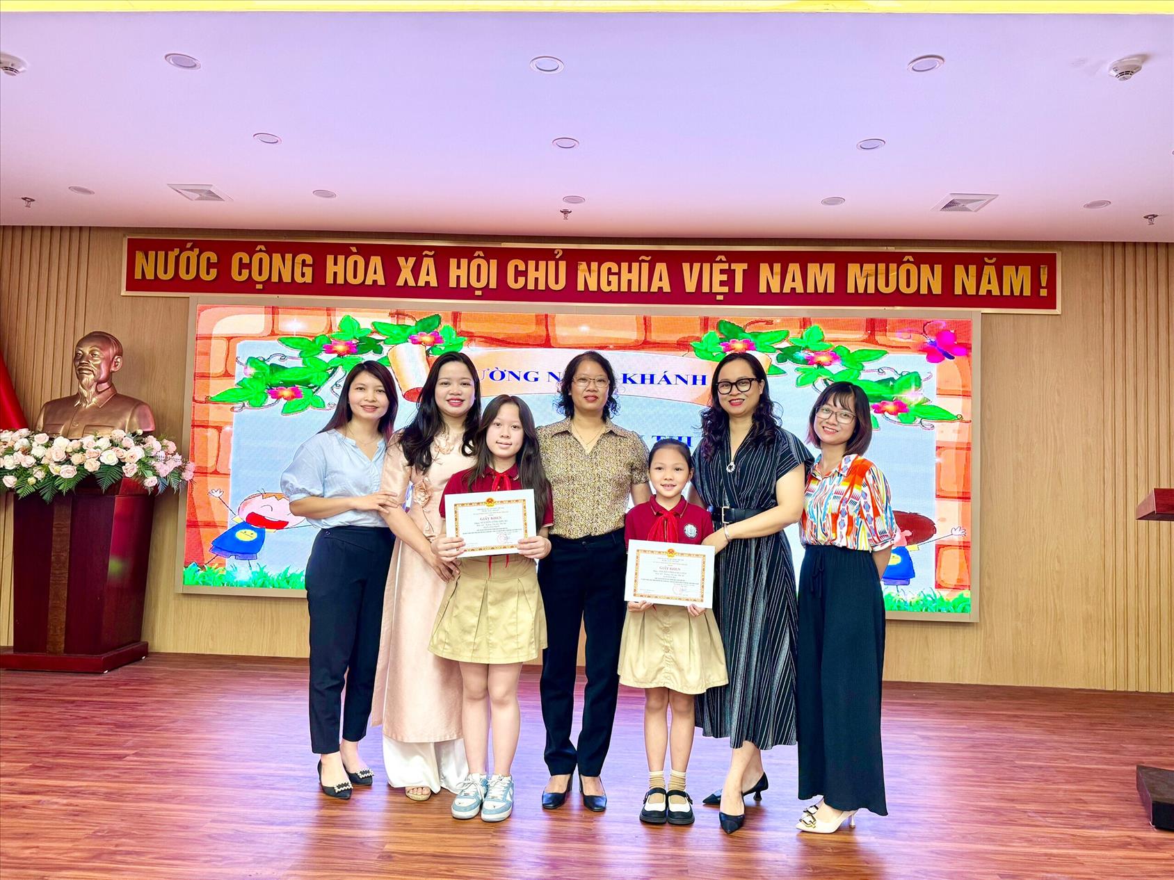 Học sinh trường Tiểu học Thủ Lệ đạt thành tích xuất sắc trong cuộc thi Đại sứ Văn hóa đọc phường Ngọc Khánh năm 2024
